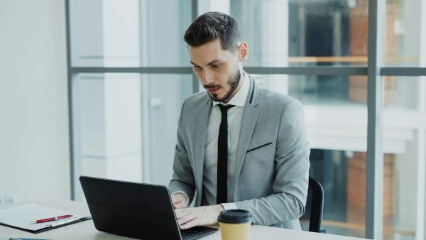 10 étapes essentielles pour ouvrir un compte pro en ligne